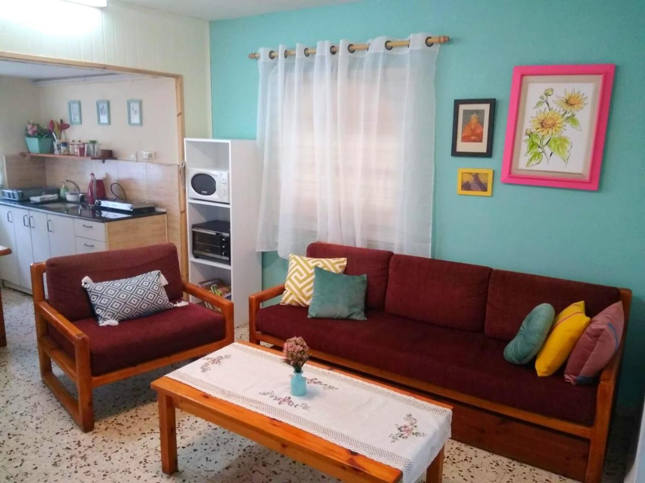 Jordan Valley Vacation Apartment Menaẖemya 외부 사진